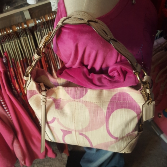 COACH Carly ♡ Gold Canvas|Leather Pinks|Cream Tonal "C" Medium Hobo Shoulder Bag - Picture 4 of 16